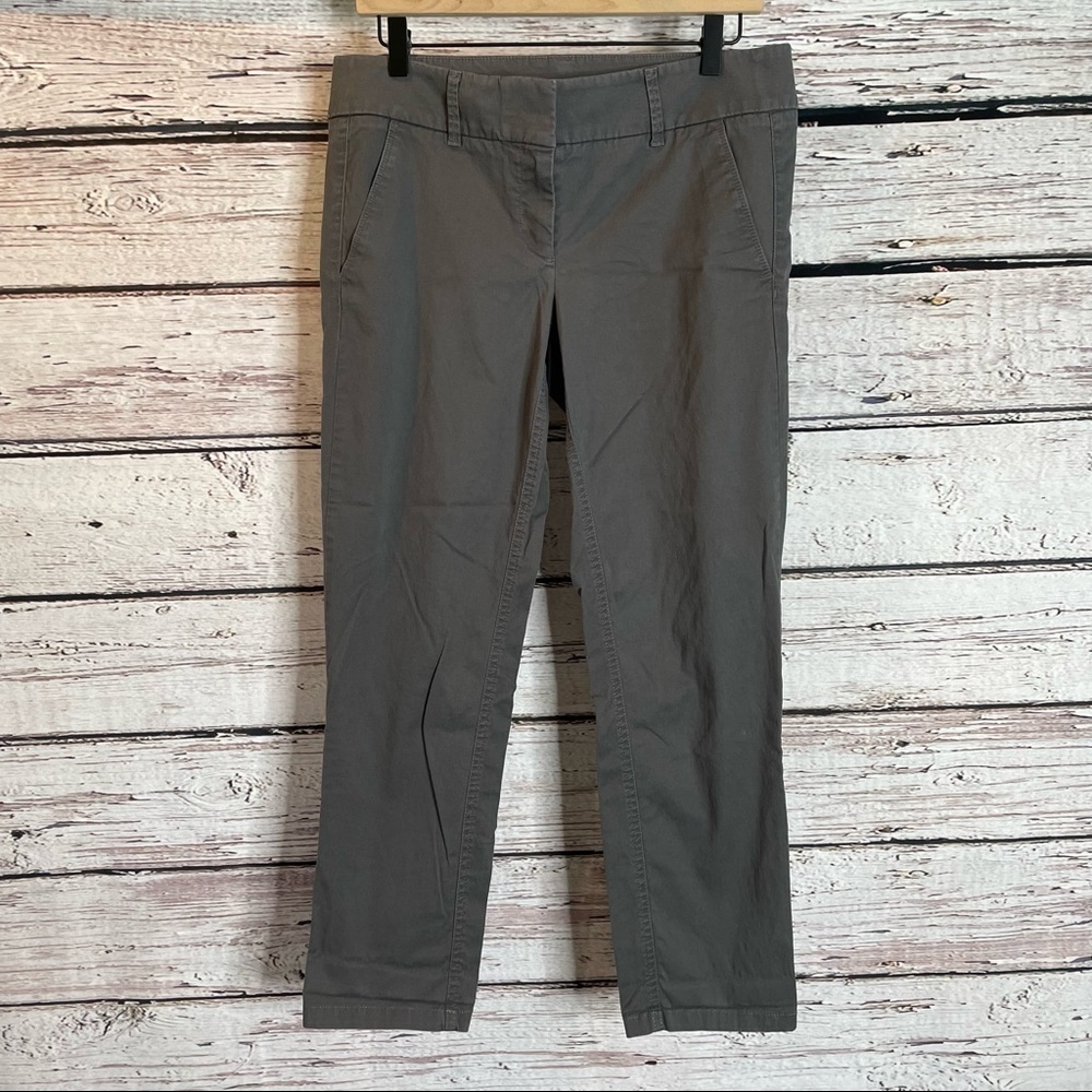 LOFT Skinny Chino Crop Pants Size 4** **Fits More Like 6-8** Gray Cotton‎ Blend